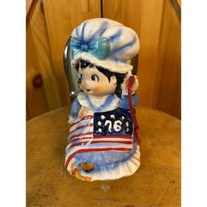 Vtg Betsy Ross Sewing 1776 Flag Rocking Chair Music Box Figurine Fred Roberts Co
